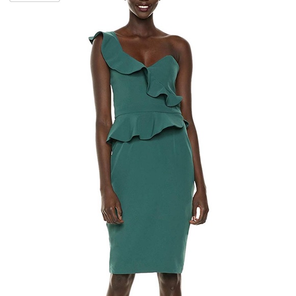 Bardot Dresses & Skirts - Bardot camelia dresss. Col evergreen. Size 10L